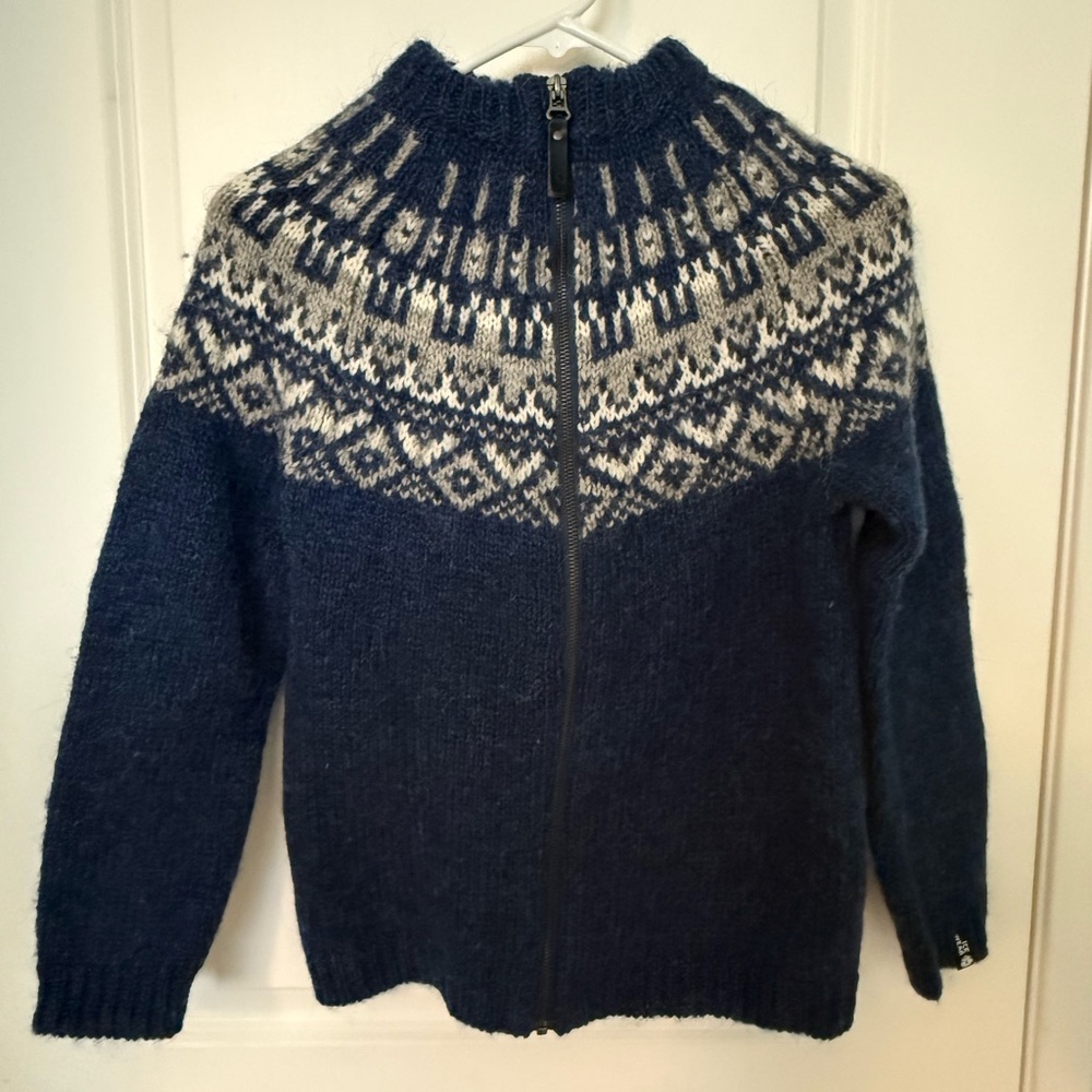 Beautiful Icelandic full-zip Blue Wool Sweater
